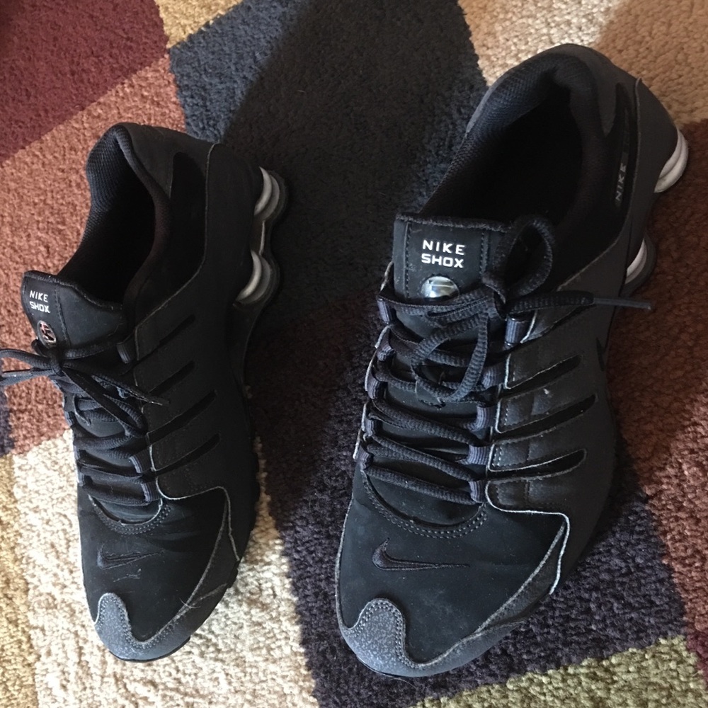 Men’s Nike’s size 9